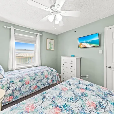 Tradewinds Unit 406-3