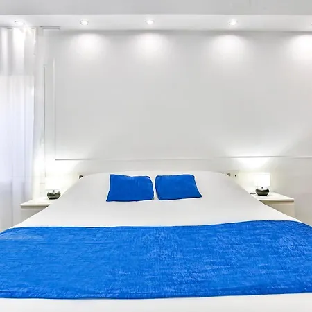 Laramond Barcelona Rooms-2