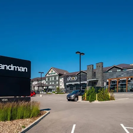 Sandman Hotel Oakville-2