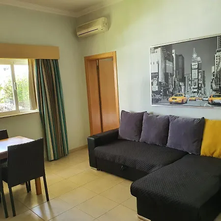 Flamingo Apartments-3