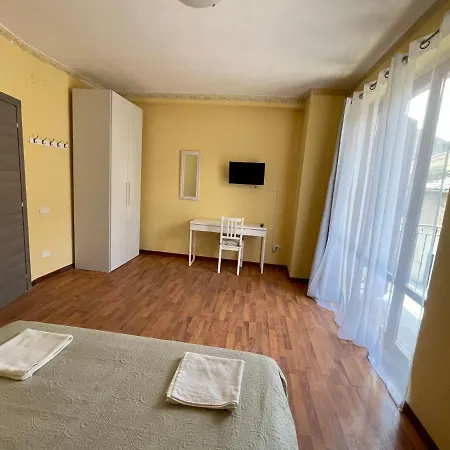 Guest House " Le Rose "-3