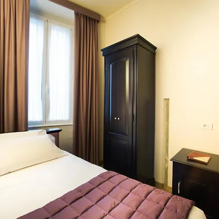 Hotel Montreal-2