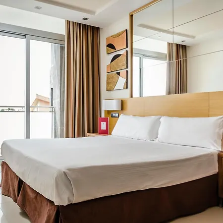 Exe Cunit Suites & Spa-3