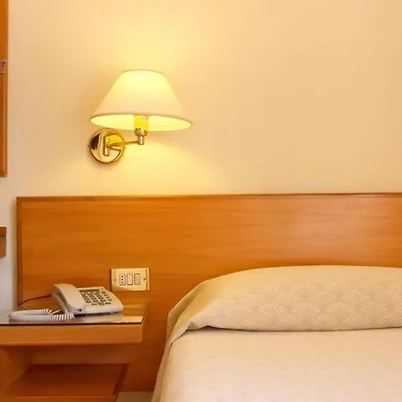 Hotel Plaza-2