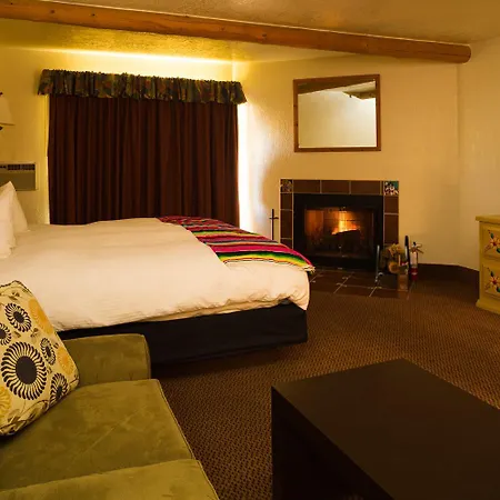 El Pueblo Lodge-2