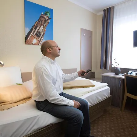 City Hotel-2