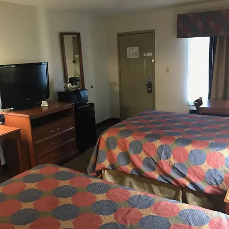 Super 8 By Wyndham Cave City-2