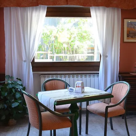 Hotel Rosa Serenella-3