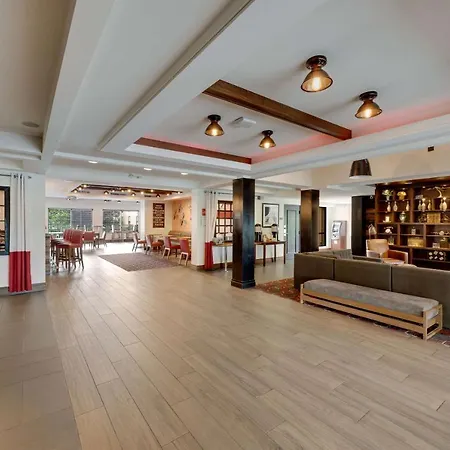 The Crossroads Hotel - Newburgh-2
