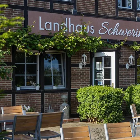 Landhaus Schwerin-3