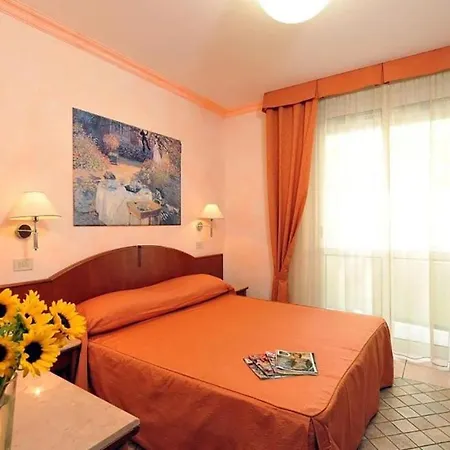 Hotel Rosalba Valentini Family Village-3