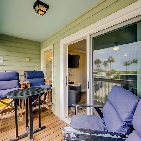 Sea Cabin 121-B-3