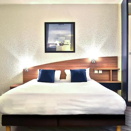 Art Hotel Paris Est-3