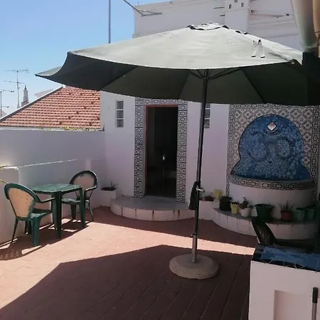 Iguana Guesthouse-3