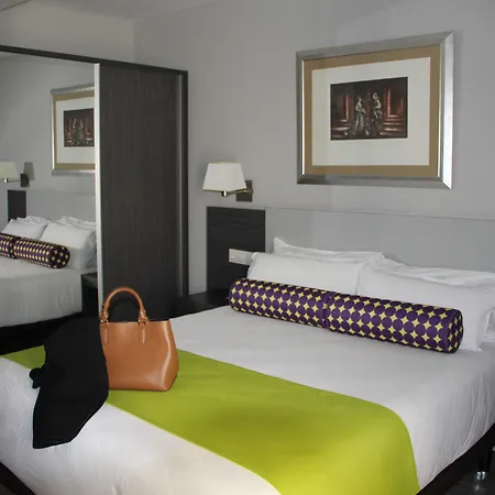 Mercure Madrid Centro-2