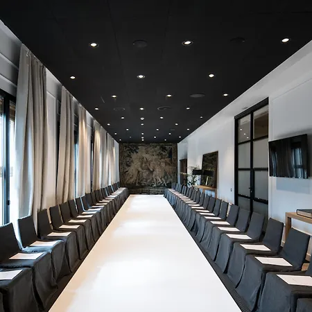 Grand Hotel Central, Small Luxury Hotels-3