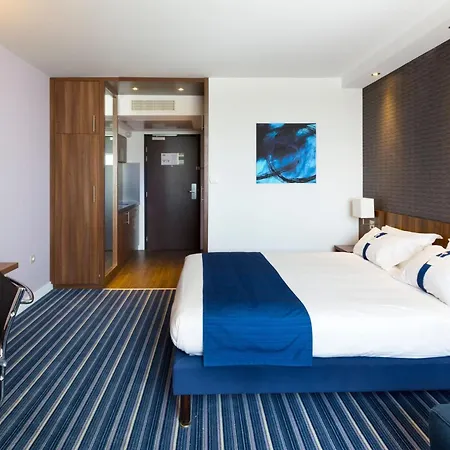 Holiday Inn Express Montpellier - Odysseum By Ihg-3