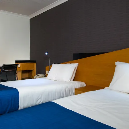 Holiday Inn Express Manchester East By Ihg-3