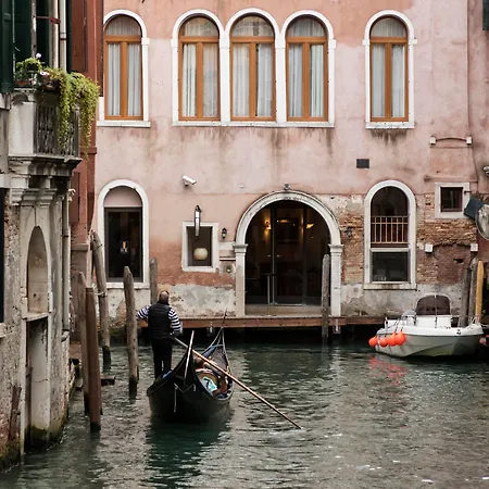 All'Angelo Art Hotel-2