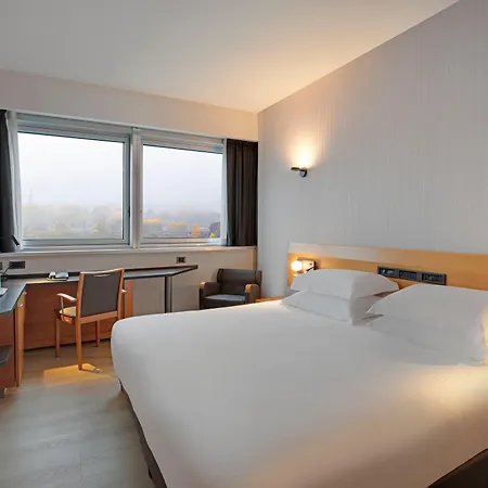 Crowne Plaza Milan Linate By Ihg-3