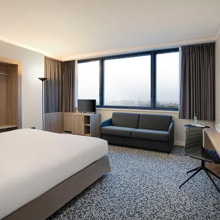 Crowne Plaza Milan Linate By Ihg-2