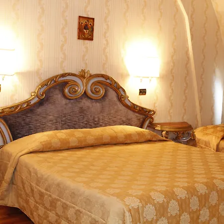 Lh Grand Hotel Hermitage-3