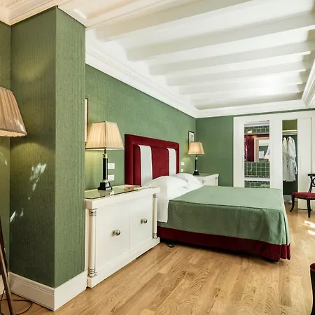 Hotel Regency - Small Luxury Hotels Of The World-3