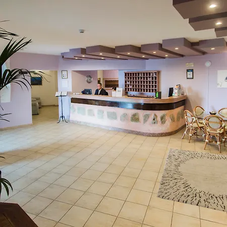 Hotel Li Graniti-2