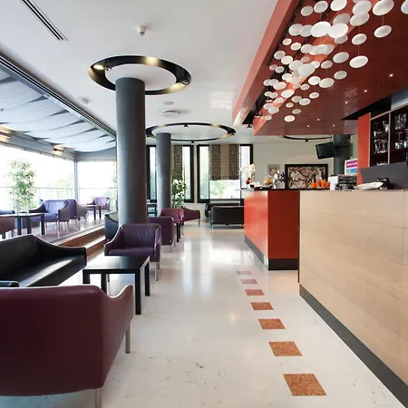 Hotel Adlon-2