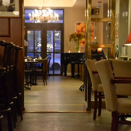 Hotel Carol-2