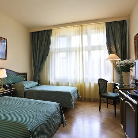 Elysee Hotel-2