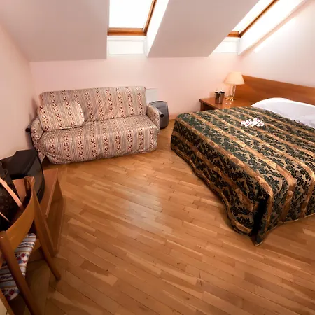 Hotel Residence Select-2