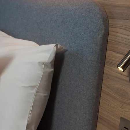 Holiday Inn Express Edinburgh City West By Ihg-2