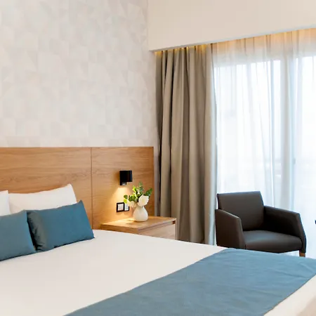 Ajax Hotel-2