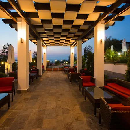 Santa Marina Holiday Village-2