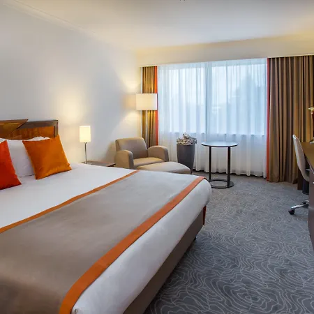 Crowne Plaza Amsterdam Airport-3
