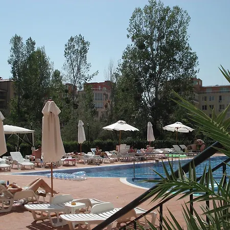 Apart Hotel Happy-3