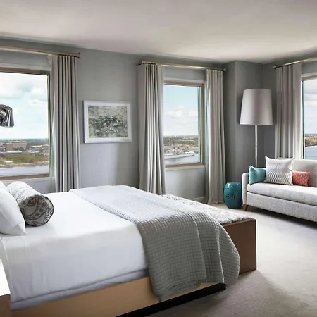 Hilton Philadelphia At Penn'S Landing-3