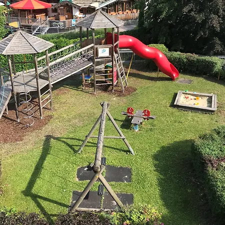 Der Schuetthof-3