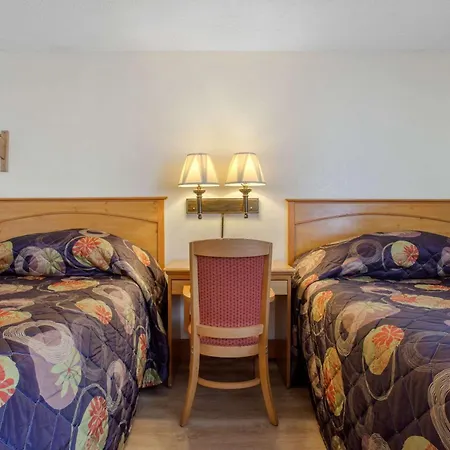 Rodeway Inn Asheville-3