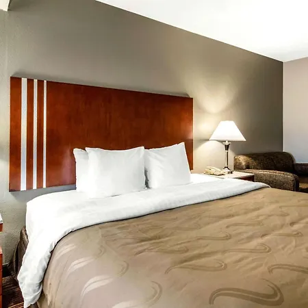 Quality Inn Memphis Airport-3