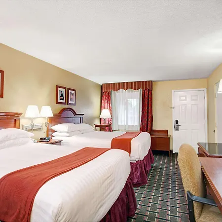 Days Inn By Wyndham Memphis At Graceland-2