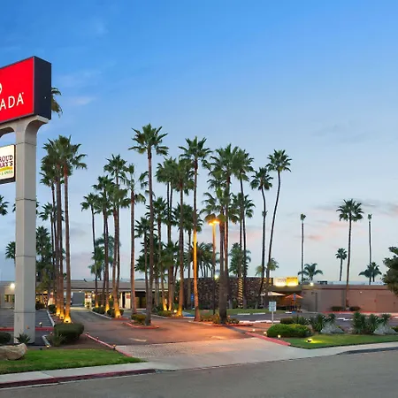 Ramada By Wyndham San Diego North Hotel & Conference Center-2
