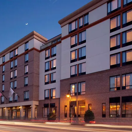 Doubletree By Hilton Historic Savannah-3