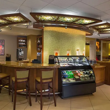 Hyatt Place Milwaukee Airport-3