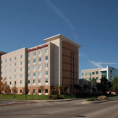 Hampton Inn & Suites St. Louis At Forest Park-3