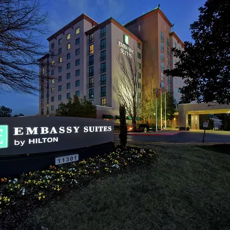 Embassy Suites Little Rock-3