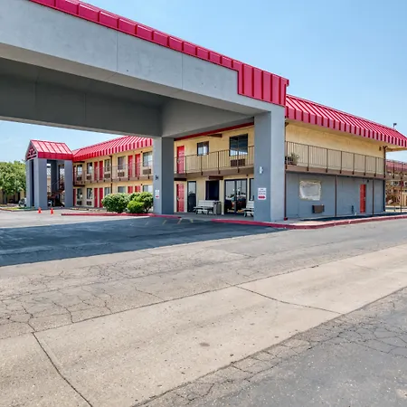 Americas Best Value Inn Amarillo Downtown-2