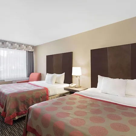 Ramada By Wyndham Monterey-2