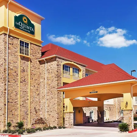 La Quinta By Wyndham Floresville-3